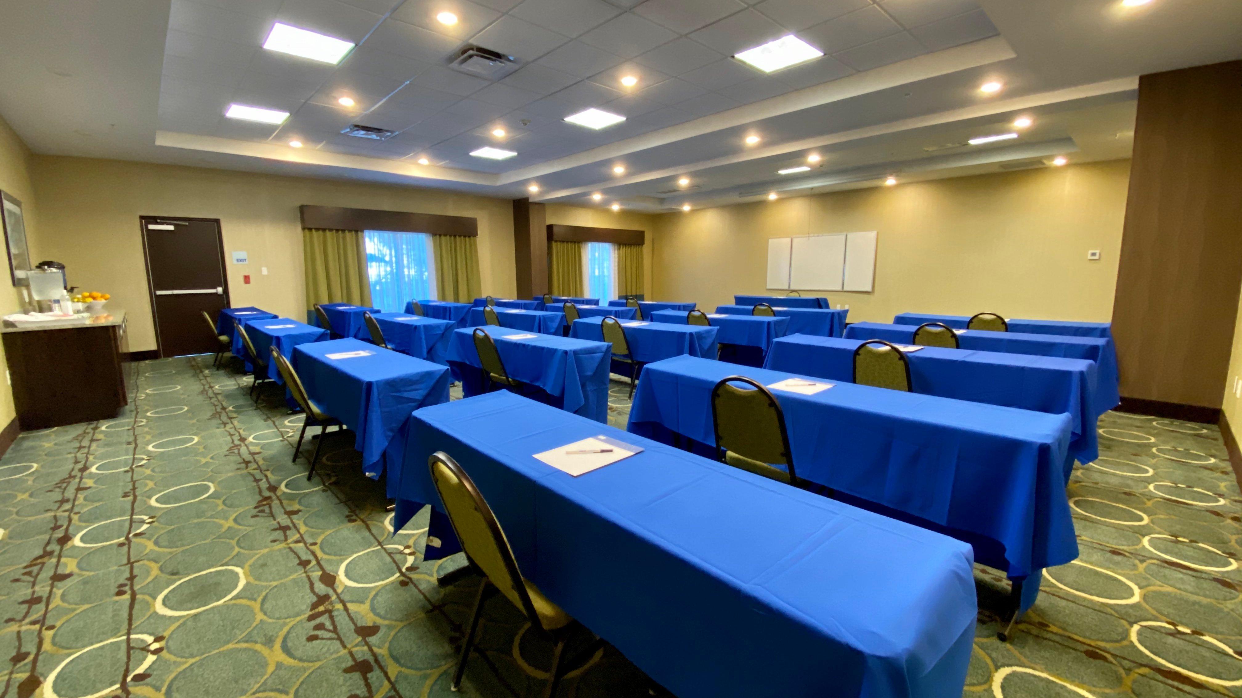 Holiday Inn Express Hotel & Suites Orlando East-Ucf Area By Ihg Alafaya Exterior photo